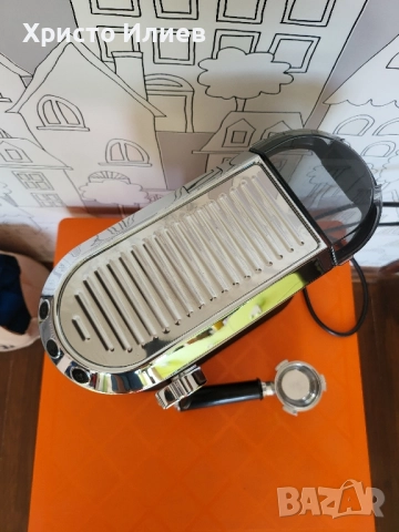 DeLonghi Dedica Кафемашина с ръкохватка, снимка 6 - Кафемашини - 51935839