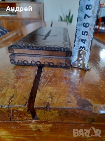 Стара кутия от сувенирен меч Szczerbiec, снимка 5 - Други ценни предмети - 40599667