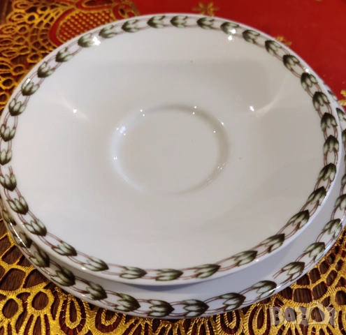 Сервиз за чай Queens Royal , снимка 10 - Сервизи - 52714012