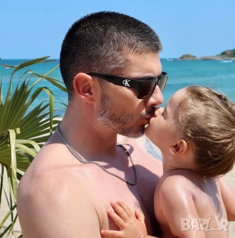 очила с калъф calvin klein 