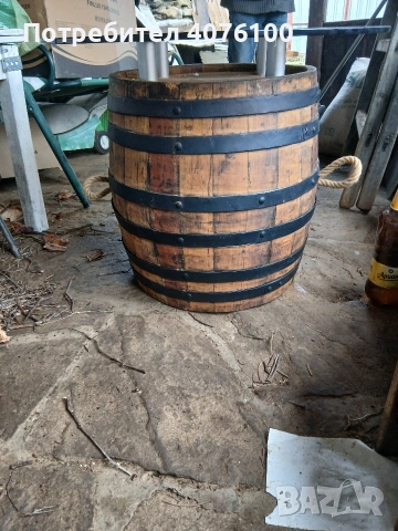 продавам буре-масичка със стъклен плот., снимка 4 - Маси - 53392230