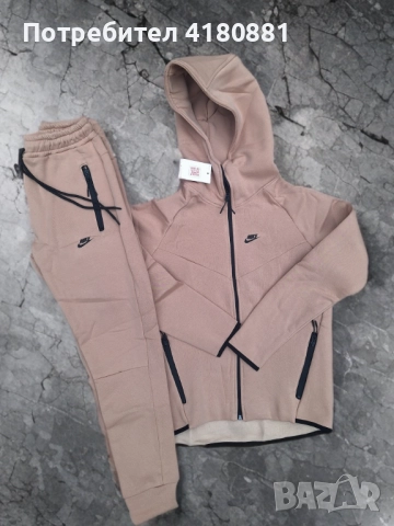 Дамски ватирани екипи Nike, снимка 7 - Спортни екипи - 52364781