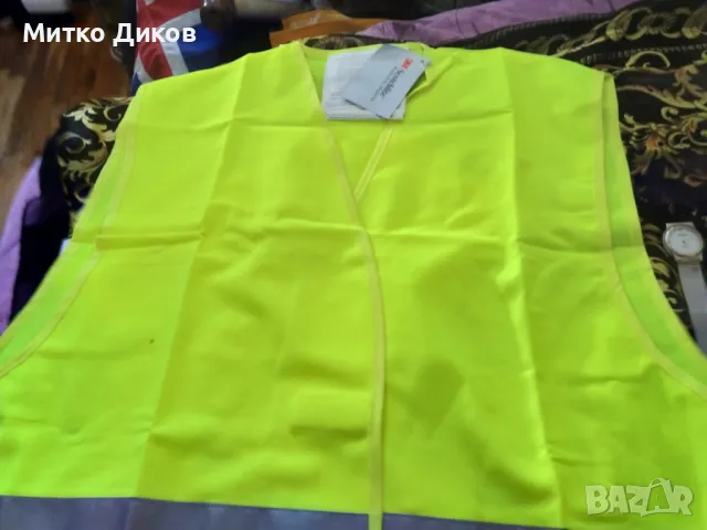 Светлоотразителна жилетка маркова нова ХЛ, снимка 3 - Аксесоари и консумативи - 47454383