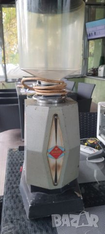 Кафемелачка, снимка 2 - Кафе машини - 34634187