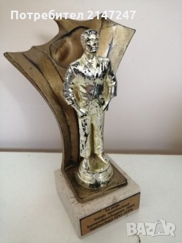 Декоративна статуетка , снимка 2 - Статуетки - 26485773