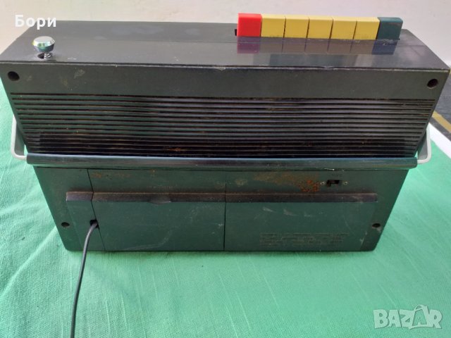 Belair CRH-570 U.S.A. Радиокасетофон, снимка 7 - Радиокасетофони, транзистори - 33412923