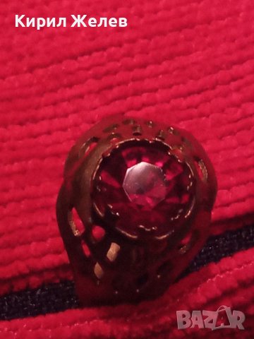 СТАРИНЕН МЕСИНГОВ АЖУРЕН МАЙСТОРСКИ СКЪПОЦЕНЕН ПРЪСТЕН с ГОЛЯМ ЮВЕЛИРНО ФАСЕТИРАН ГРАНАТ 27156, снимка 4 - Антикварни и старинни предмети - 36772038