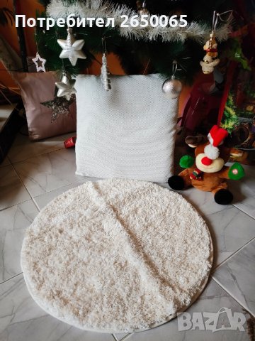 Ново бяло кръгло пухкаво килимче с възглавница плюш-лукс!, снимка 5 - Други - 43341153