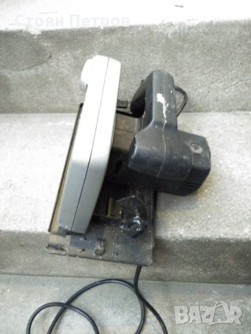 Ръчен циркуляр Black&Decker 1020W, снимка 8 - Други инструменти - 32363569