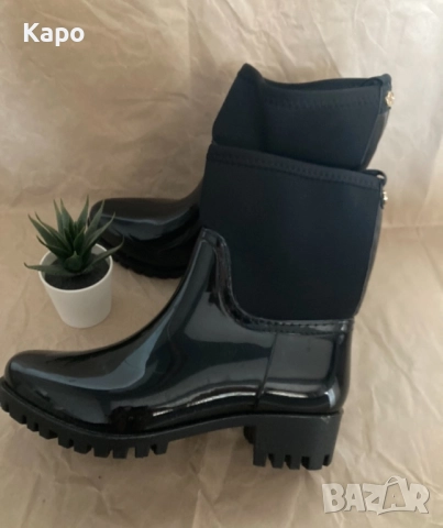 Дамски гумени боти