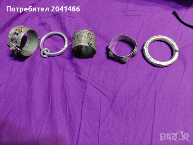 5 сребърни етнически гривни