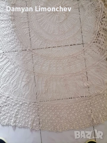 Ръчно плетена покривка за кръгла маса , снимка 6 - Покривки за маси - 40467988