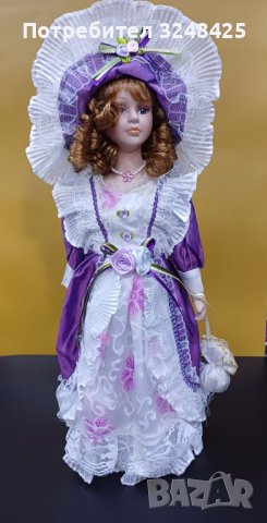 Изящна сувенирна кукла порцеланова на поставка с аксесоари и дрехи от сатен и дантели, снимка 2 - Декорация за дома - 43194926