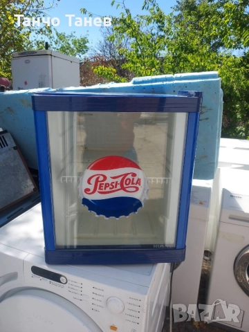 Малка хладилна витрина 