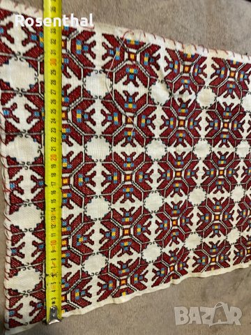 Българска бродерия. Ръчно изработена, снимка 6 - Декорация за дома - 38648413