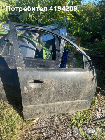 Hyundai i10 предна дясна врата 100 лв 