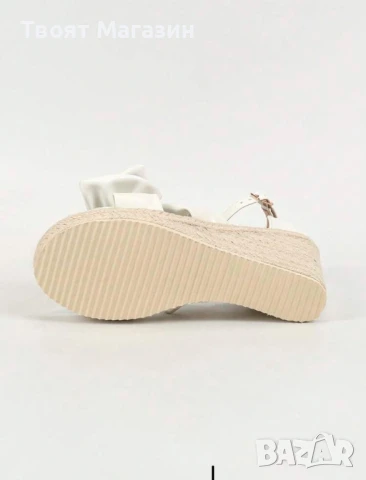 Бели дамски сандали на платформа, снимка 5 - Дамски ежедневни обувки - 50823143
