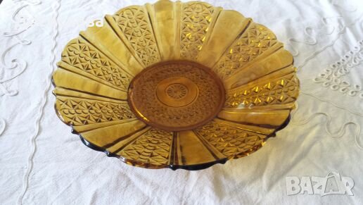 Красива фруктиера от времето на социализма. Цветен кристал , снимка 3 - Други ценни предмети - 26320860