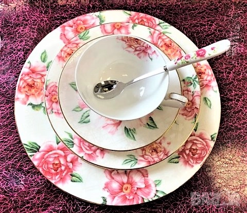 🖤Сервизи за хранене✨ BLACK FRIDAY лукс от Y o L i S a Порцелан за ценители! ✨🖤, снимка 4 - Сервизи - 52507568