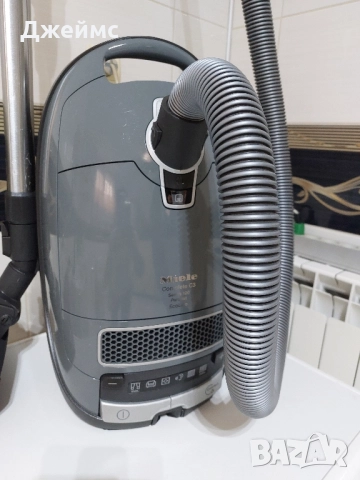 Прахосмукачка Miele Complete C3 Series 120 EcoLine , снимка 3 - Прахосмукачки - 52207755