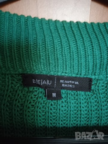 Дълъг плетен зелен елек , снимка 3 - Елеци - 43657832