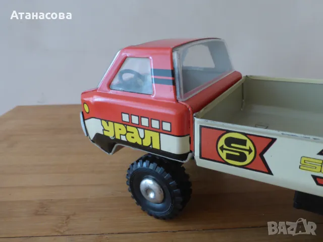 Метално механично камионче УРАЛ камион количка играчка 1970 г, снимка 7 - Коли, камиони, мотори, писти - 48203032