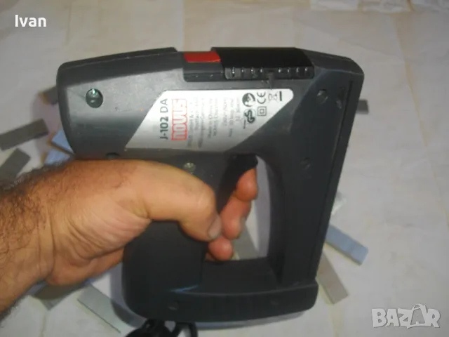 6-14 мм Немски Електрически Дърводелски Тапицерски ТАКЕР NOVUS J-102 DA Скоби 8-14 мм, снимка 2 - Други инструменти - 47457711