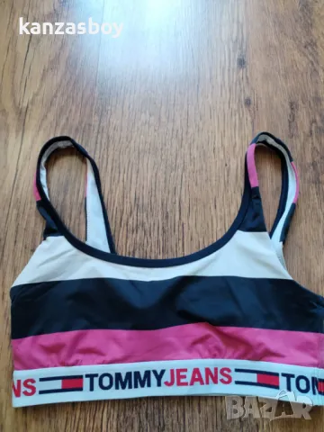 tommy hilfiger sport bra - страхотно дамско бюстие XS, снимка 2 - Корсети, бюстиета, топове - 50271477