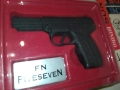 FN FIVESEVEN-КОЛЕКЦИОНЕРСКИ ПИСТОЛЕТ 2009251509, снимка 13