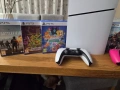 продавам PS5 с два джойстика и 5 игри, снимка 1