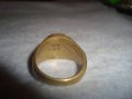 СТАР РЕТРО АРТ ДЕКО РЪЧНО ОРНАМЕНТИРАН ПОЗЛАТЕН ПРЪСТЕН от НЕРЪЖДАЕМА СТОМАНА с ПЕЧАТИ 585 14К 27573, снимка 2
