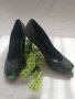 Ефектни дамски обувки със зелен ток, снимка 5