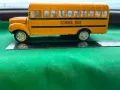 За колекционери играчка училищен автобус, снимка 1