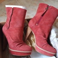 Ботуши UGG, снимка 4 - Дамски ботуши - 27440582