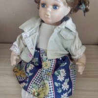 Стара кукла порцелан 30 см , снимка 3 - Антикварни и старинни предмети - 34679242