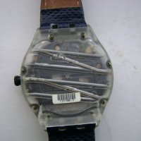 Продавам 3 броя кварцови часовници SWATCH и CASIO, снимка 3 - Мъжки - 38385597