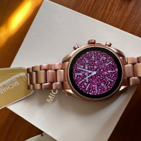 Часовник Michael Kors , снимка 3 - Смарт гривни - 44881672