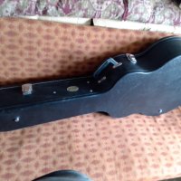 Продавам изгодно почти нов твърд куфар за Джъмбо китара 🎸 за 160 лв., снимка 5 - Китари - 40344828
