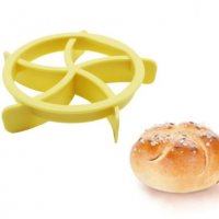 Пластмасова форма резец за направа на хлебчета Земели Земел , снимка 1 - Форми - 33395481