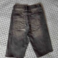 Дамски дънкови панталонки с висока талия от 99% памук размер 32, снимка 3 - Къси панталони и бермуди - 40840313