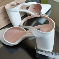 бели обувки, снимка 5 - Дамски обувки на ток - 44900762