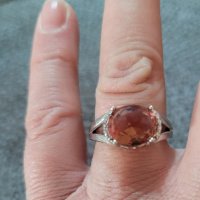Дамски сребърен пръстен с камък султанит и инкрустирани марказити! Състояние ново! , снимка 2 - Пръстени - 43055739