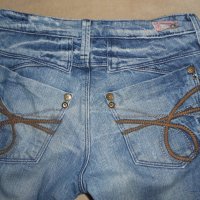 Дамски къси дънкови панталони , снимка 5 - Къси панталони и бермуди - 26387553