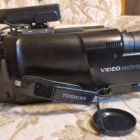 Видеорекордер Toshiba Video Movie Camera VHS-C SK-60P, снимка 7 - Камери - 43900477