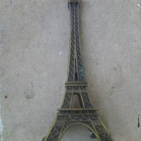 Сувенир на Айфеловата кула 1, снимка 2 - Други ценни предмети - 37029983