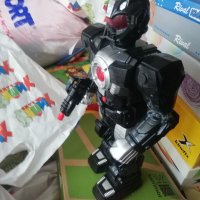 Робот - черен - със звук, светлини и движение, снимка 2 - Електрически играчки - 43661625