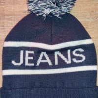 шапка на DKNY, снимка 2 - Шапки, шалове и ръкавици - 44003031