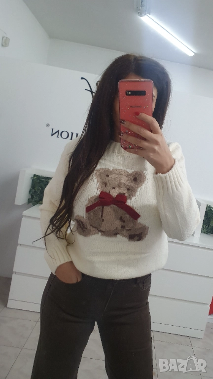 Пуловер с мече 2 цвята , снимка 1