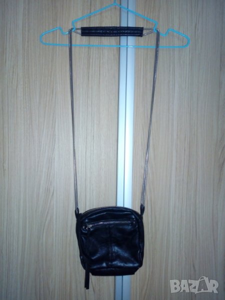 Малка дамска чанта, снимка 1