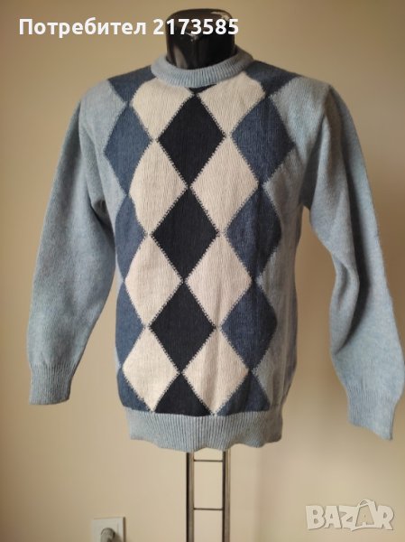 Продавам НОВ мъжки пуловер на цветни ромбоиди, снимка 1